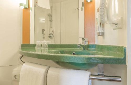 Cointrin Hotel | ibis Genève Aéroport