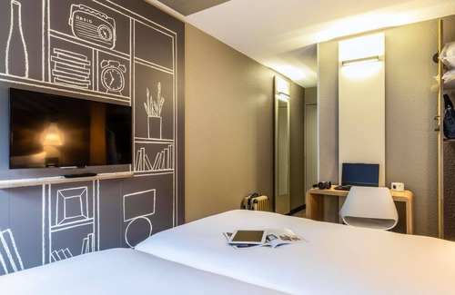 Jouy-en-Josas Hotel | Ibis Jouy en Josas Velizy