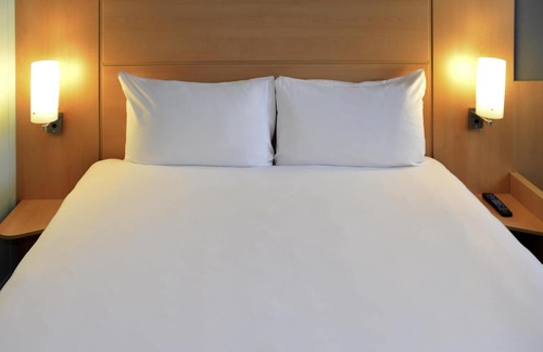 West Thurrock Hotel | ibis London Thurrock M25