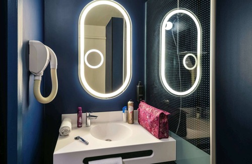 Saint-Rambert-d'Albon Hotel | ibis Lyon Sud Saint Rambert d'Albon