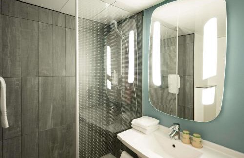 Quinze-Vingts Hotel | ibis Paris Gare de Lyon Ledru Rollin