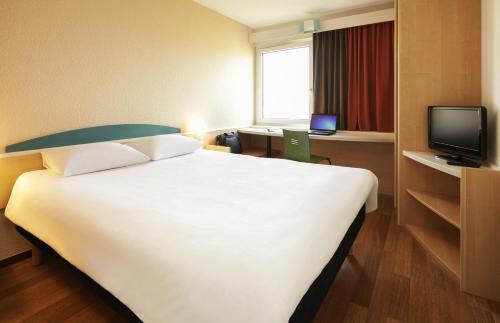 Poitiers Hotel | ibis Poitiers Sud