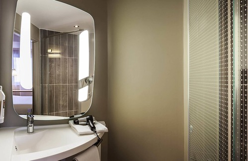 Sens Hotel | ibis Sens Hotel