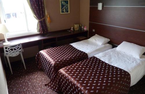 Ancenis Hotel | ibis Styles Ancenis Centre