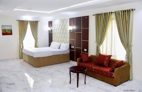Elu Hotel | Ibom Waterfall Resorts and Suites