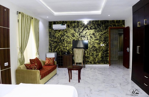 Elu Hotel | Ibom Waterfall Resorts and Suites