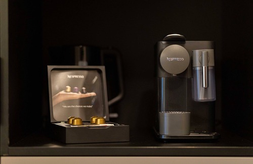 Thessaloniki City Centre Apartment | ICONIC SALONICA SUITE seafront