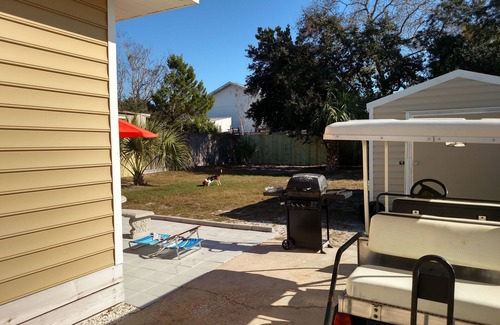 Laguna Beach Estates Cottage | Ideal Family Beach Cottage. 6 person golf cart included!