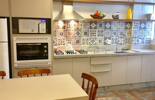 Centro Apartment | IDEAL FOR FAMILIES AND BUSINESS Central beach, accommodates 4 people. 180 m from the beach