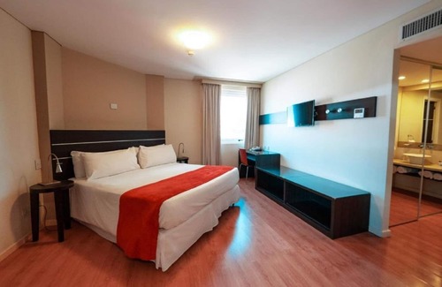 El Centro Hotel | Ideal for Large Families & Groups | 2 Hotel Units near Cobildo & Casa Rosada