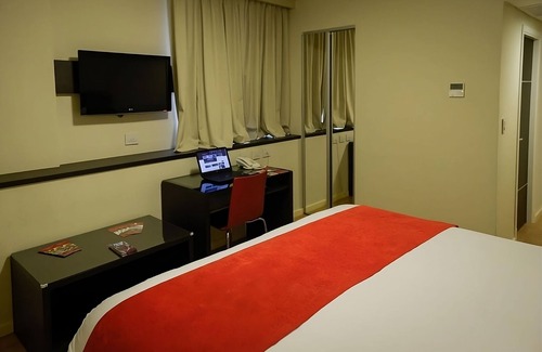 El Centro Hotel | Ideal for Large Families & Groups | 2 Hotel Units near Cobildo & Casa Rosada