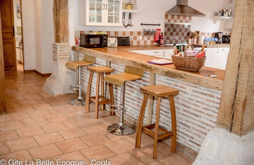 Coulx House | Ideal for large families & groups, private, countryside & lots of activities