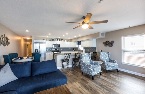 Indian Rocks Beach Condo | Ideal Location with Breathtaking Gulf Views