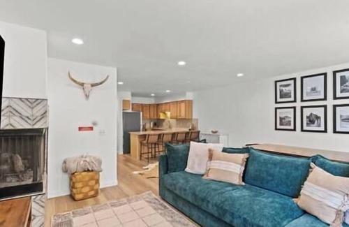 Winter Park Apartment | Ideal location for ski families!