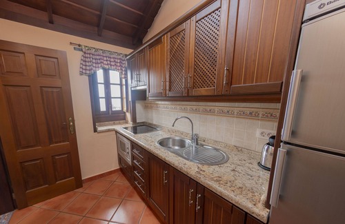 Erjos Cottage | Ideal place to unwind from daily stress and hiking.