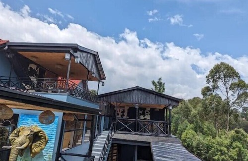 Gitarama Cabin | Idembe Heritage