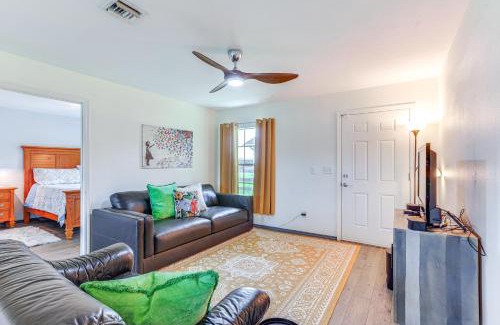 Fellowship House | Idyllic Anthony Home Riding Arena with Mirror Wall!