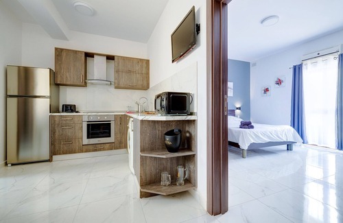 Gzira Apartment | Idyllic Apartment Steps From the Promenade