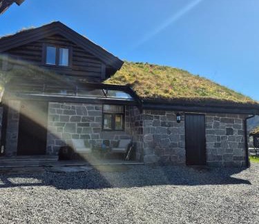 Forde House | Idyllic house with views - close to nature