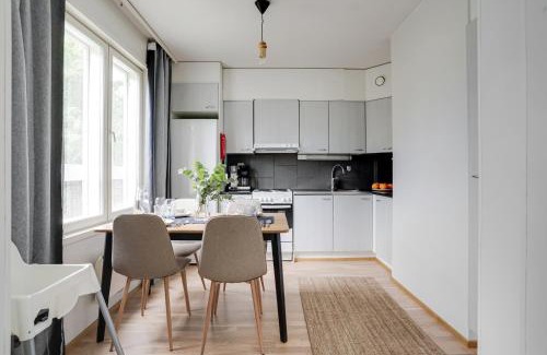 Tampere House | Idyllic studio for 4 guests in Pispala by Come in!