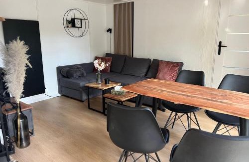 Felixsee Apartment | Idyllischer Bungalow am Badesee