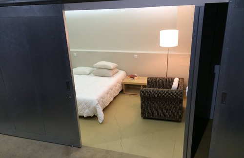 Hortaleza Apartment | IFEMA Trade Fair, Loft D relax or work