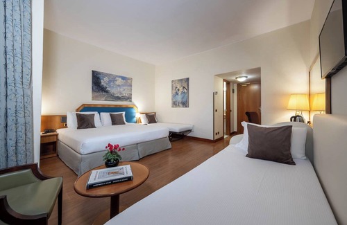 Trezzano sul Naviglio Hotel | IH Hotels Milano Eur Trezzano sul Naviglio