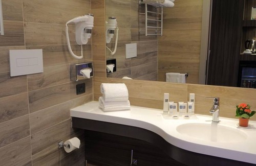 Lorenteggio Hotel | iH Hotels Milano Lorenteggio