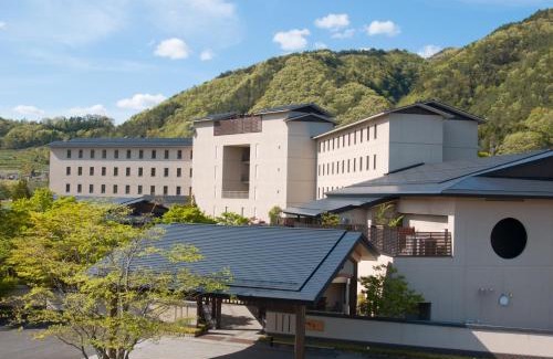 Iizaka Hotel | Iizaka Onsen Surikamitei Ohtori