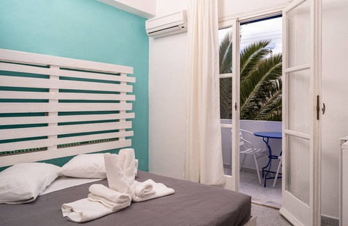Karterados Hotel | Ikaros Hotel