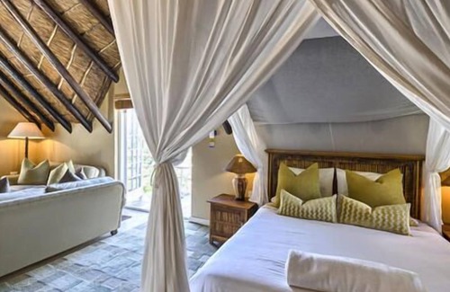 Constantia House | Ikhaya Safari Lodge
