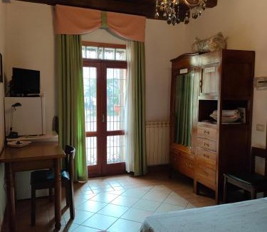 Capena House | Il Cortile del Castello