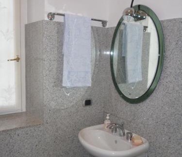 Missaglia Bed & Breakfast | IL FAGGIO ROSSO
