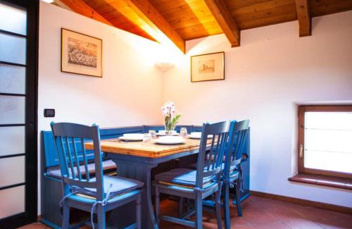 Trento Old Town Apartment | Il Nettuno Chalet Stile Rustico in Centro Città
