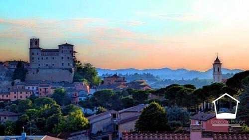 Longiano Apartment | Il Setaccio House