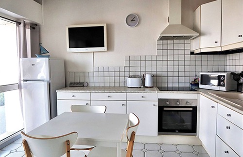 Saint-Trojan-les-Bains Apartment | Ile d'Oleron, St Trojan les Bains, Apartment T2, facing the sea: