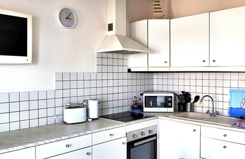 Saint-Trojan-les-Bains Apartment | Ile d'Oleron, St Trojan les Bains, Apartment T2, facing the sea: