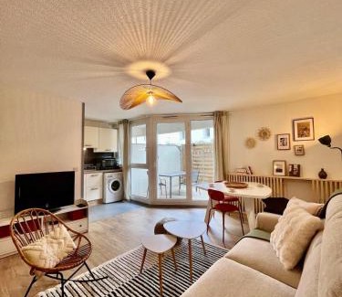 Ile Verte Apartment | Ile Verte, calme, terrasse et parking privé
