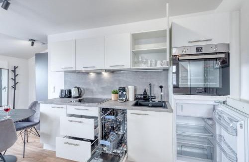 Voehringen Apartment | Iller Homes - 5 x Moderne Fewos je 1bis2 oder 1bis4 Pers mit Küche u Balkon - Parkplätze vorhanden