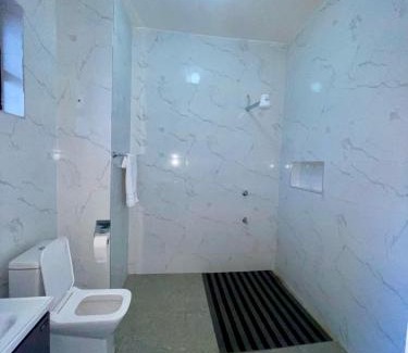 Kenya Hotel | Iman Hotel