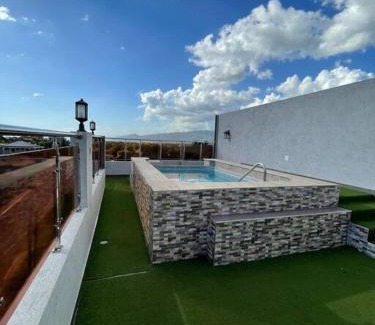 Barbican Apartment | Immaculate 1 bedroom-Liguanea