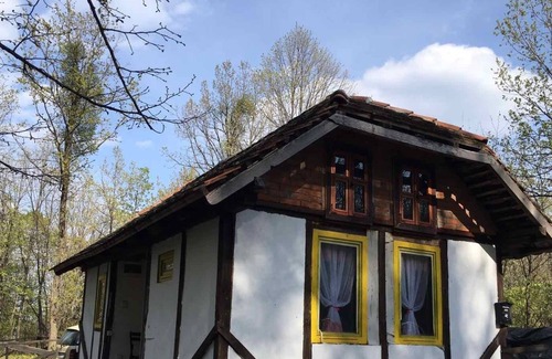 Brcko Cabin | Immaculate 2-Bed Wigwam in Gornji Zovik