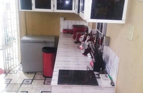 Spanish Town Apartment | Immaculate 2-Bed Apartment in Spanish Town