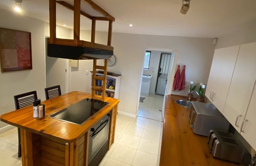 Plettenberg Bay House | Immaculate and comfortable family home for short term or holiday rental.