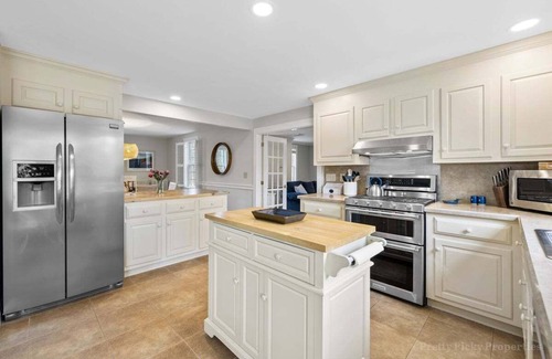 South Harwich House | Immaculate in South Harwich, Pool, Walk to Beach: 015-HD