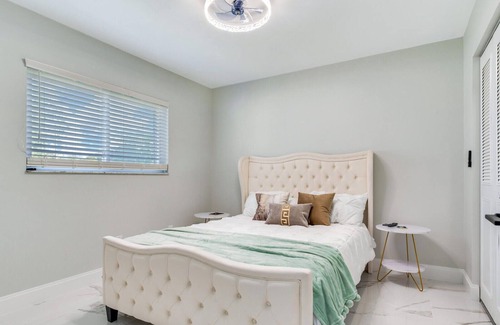 Rustic Oaks House | Immaculate, refurbished house, specious yard and private pool in Palm Harbor