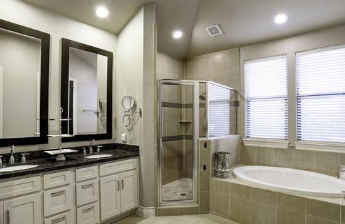 Lazybrook/Timbergrove House | Immaculate Town Home!! - 3BR, 3.5BA + Gym