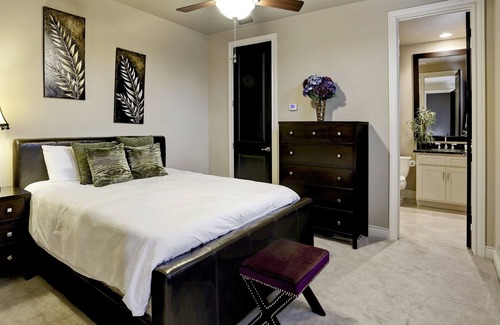 Lazybrook/Timbergrove House | Immaculate Town Home!! - 3BR, 3.5BA + Gym