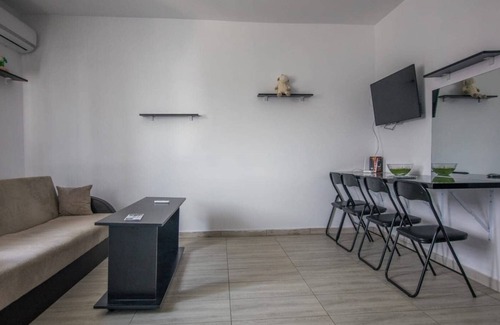 Chiajna Apartment | Impeccable 1-Bed Studio in Roșu