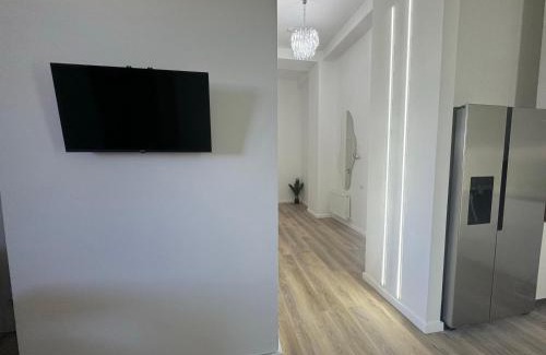 Riscani Apartment | Imperial time